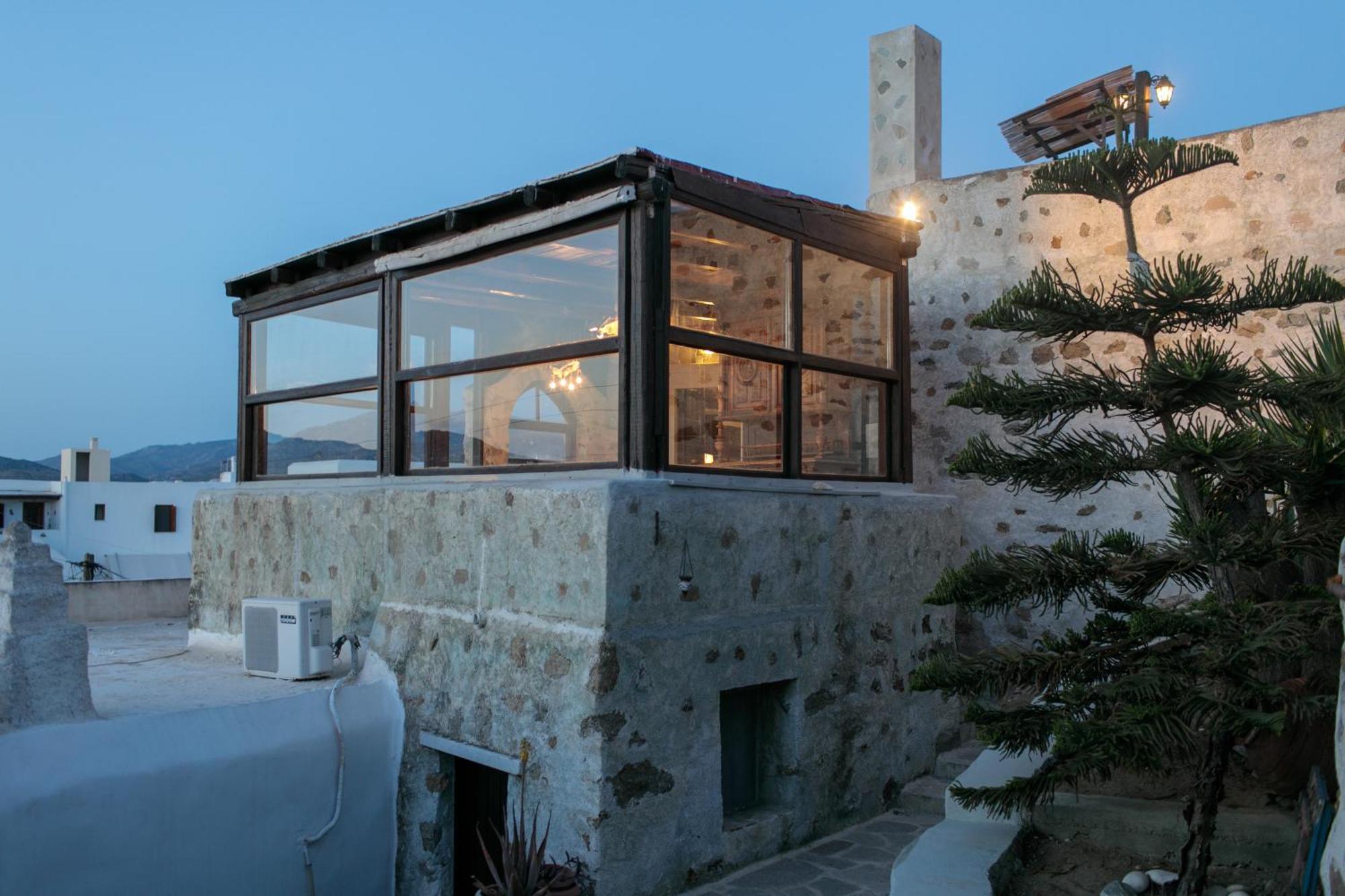 Themed House "Castle Halaros" View 17Th Century Villa Glinado Naxos Exteriör bild